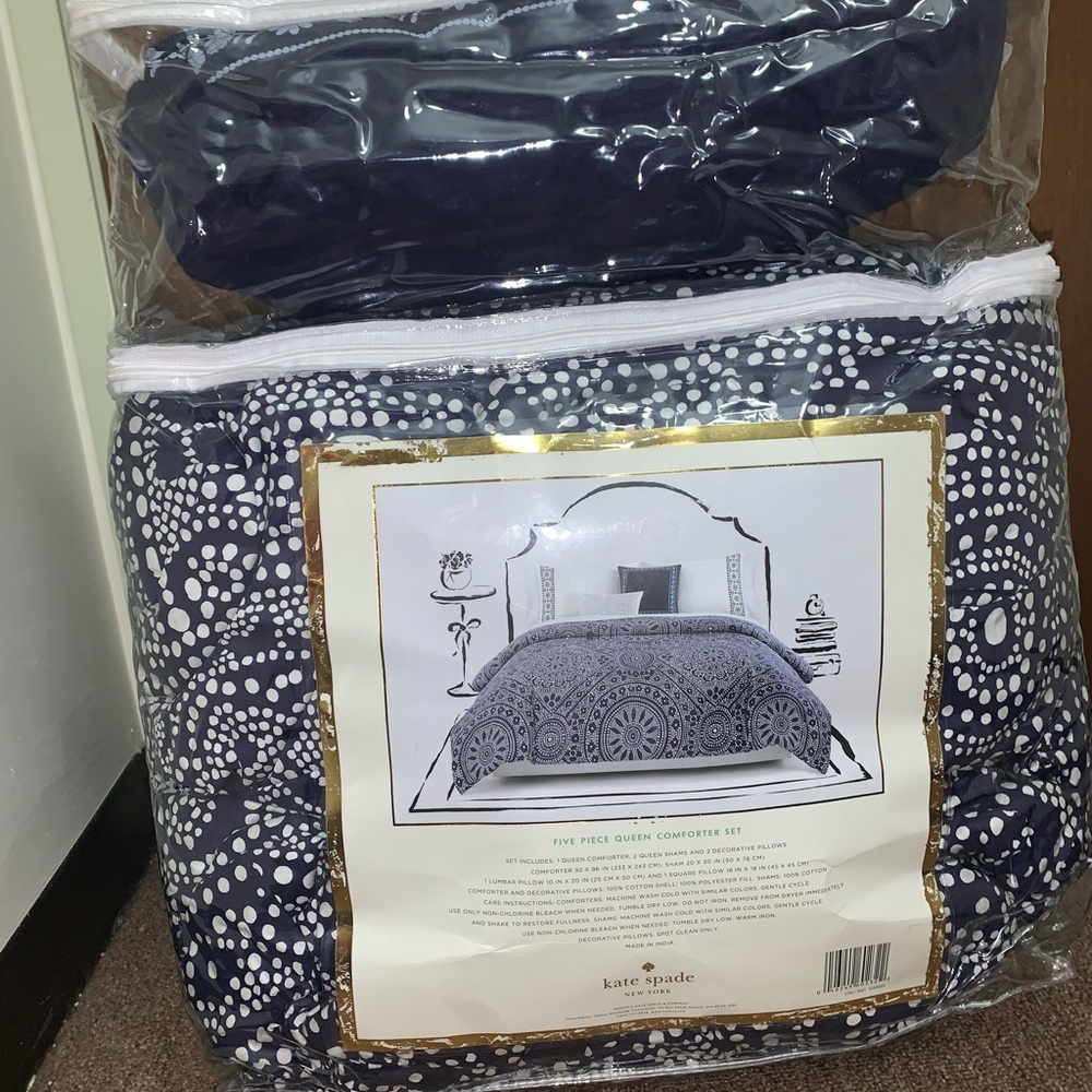 Queen Kate Spade Comforter set